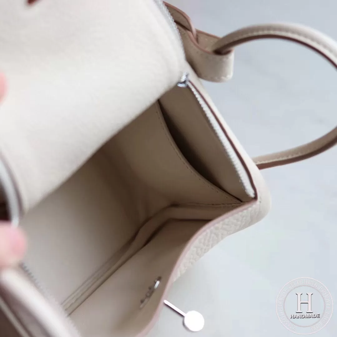 HERMES MINI LINDY 20 BAG TC 10 craie HERMES MINI LINDY 20 BAG TC 10 craie