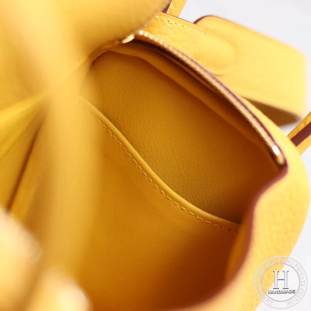 HERMES MINI LINDY 20 BAG TC 9D Ambre Clemence SHW HERMES MINI LINDY 20 BAG TC 9D Ambre Clemence SHW