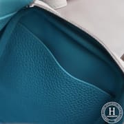 lindy 26 Taurillon Clemence 80 Pearl Grey and P3 Blue de nord