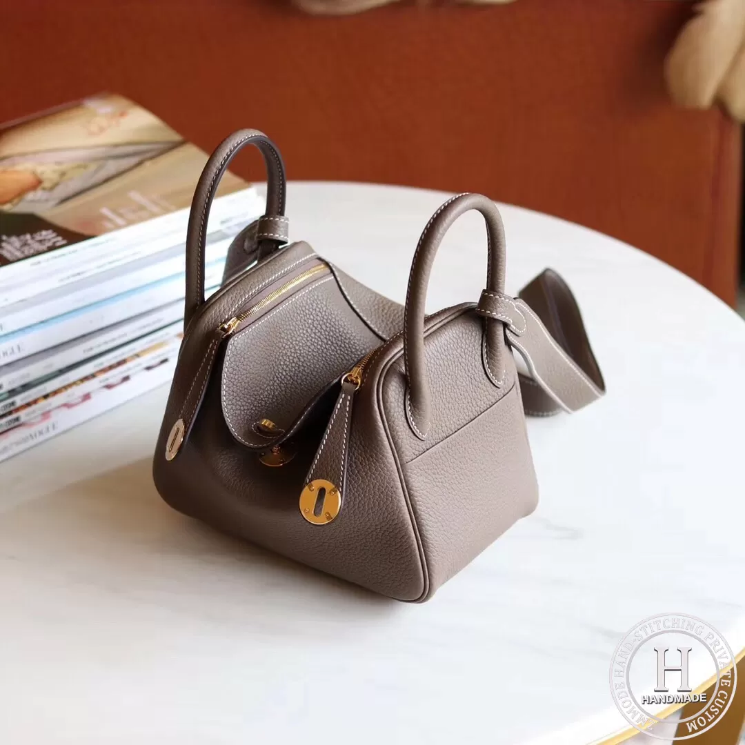 HERMES MINI LINDY 20 BAG TC18 Etoupe GHW HERMES MINI LINDY 20 BAG TC18 Etoupe GHW