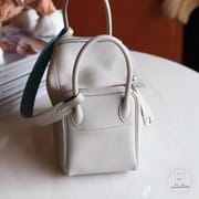 lindy 26 Taurillon Clemence 80 Pearl Grey and P3 Blue de nord