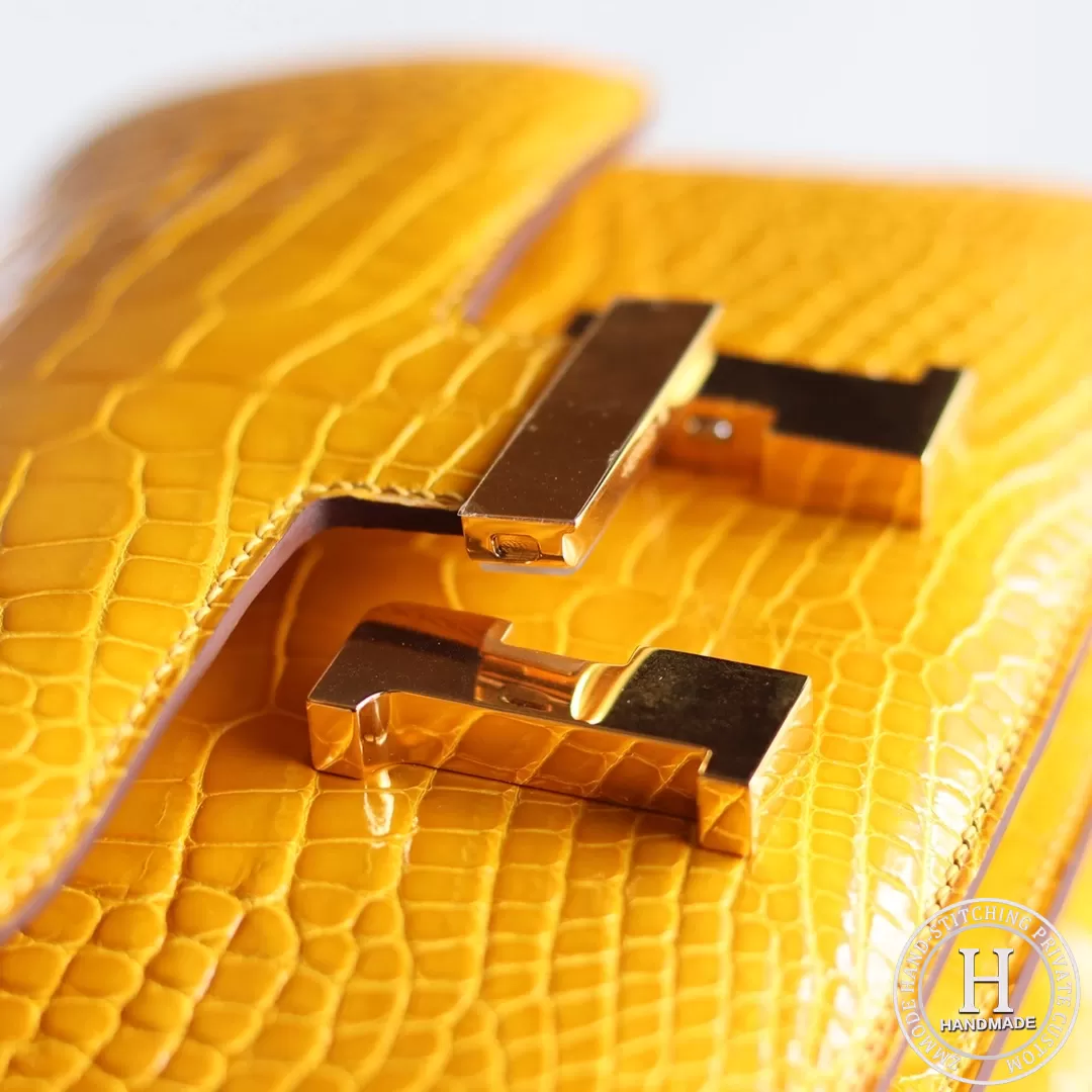 9D Ambre Alligator Constance 19 9D Ambre Alligator Constance 19
