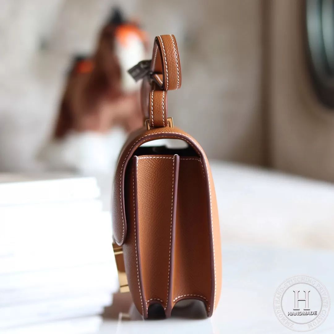 Constance 19 Epsom 37 Gold