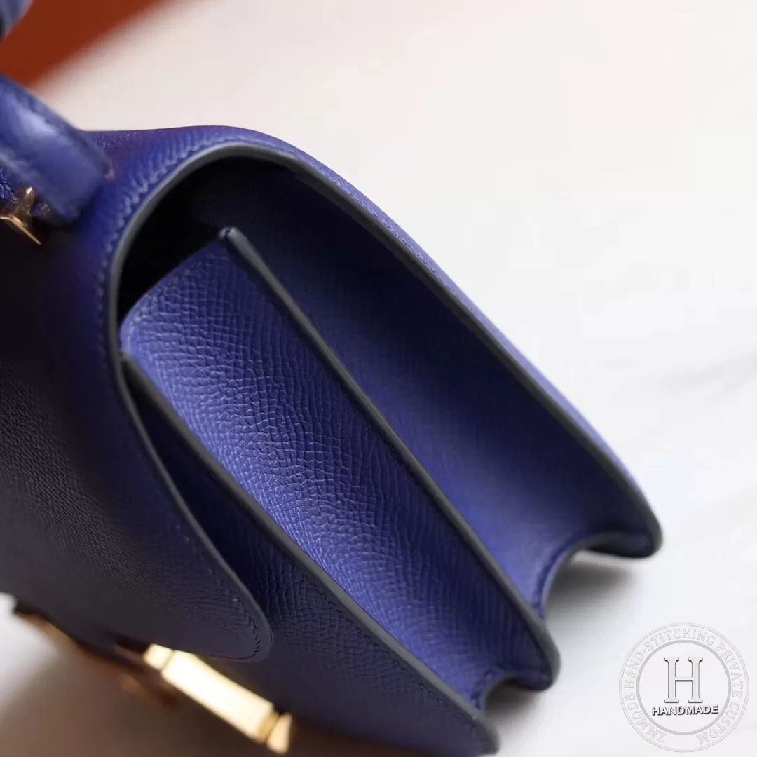 M3 Blue encre   Constance 19 Epsom