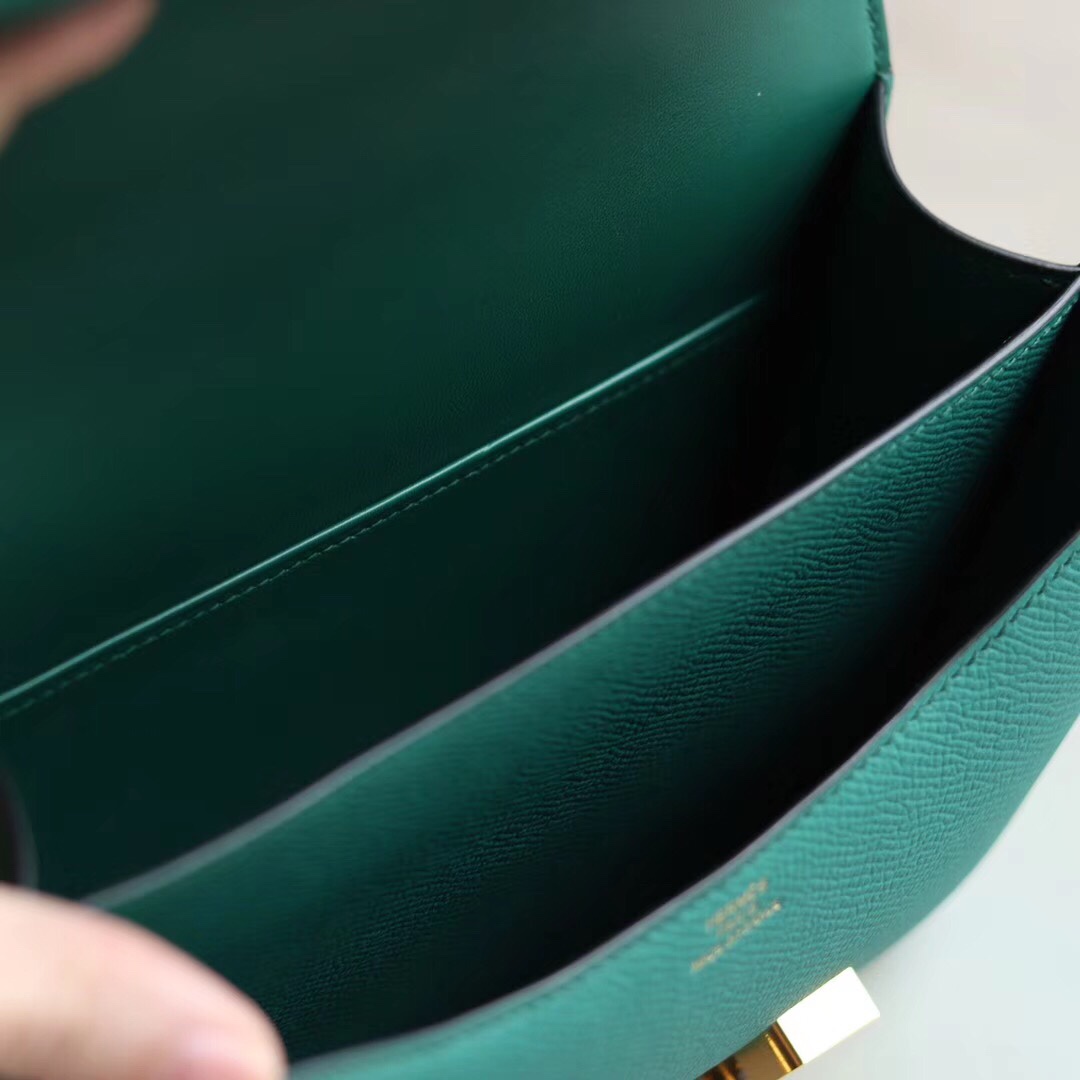 Constance 19  Epsom Z6 Malachite GHW
