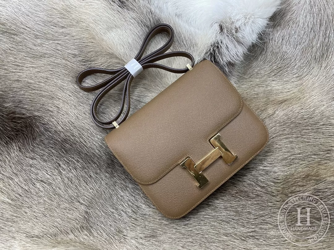 Constance 19  epsom 3G KLNZAN