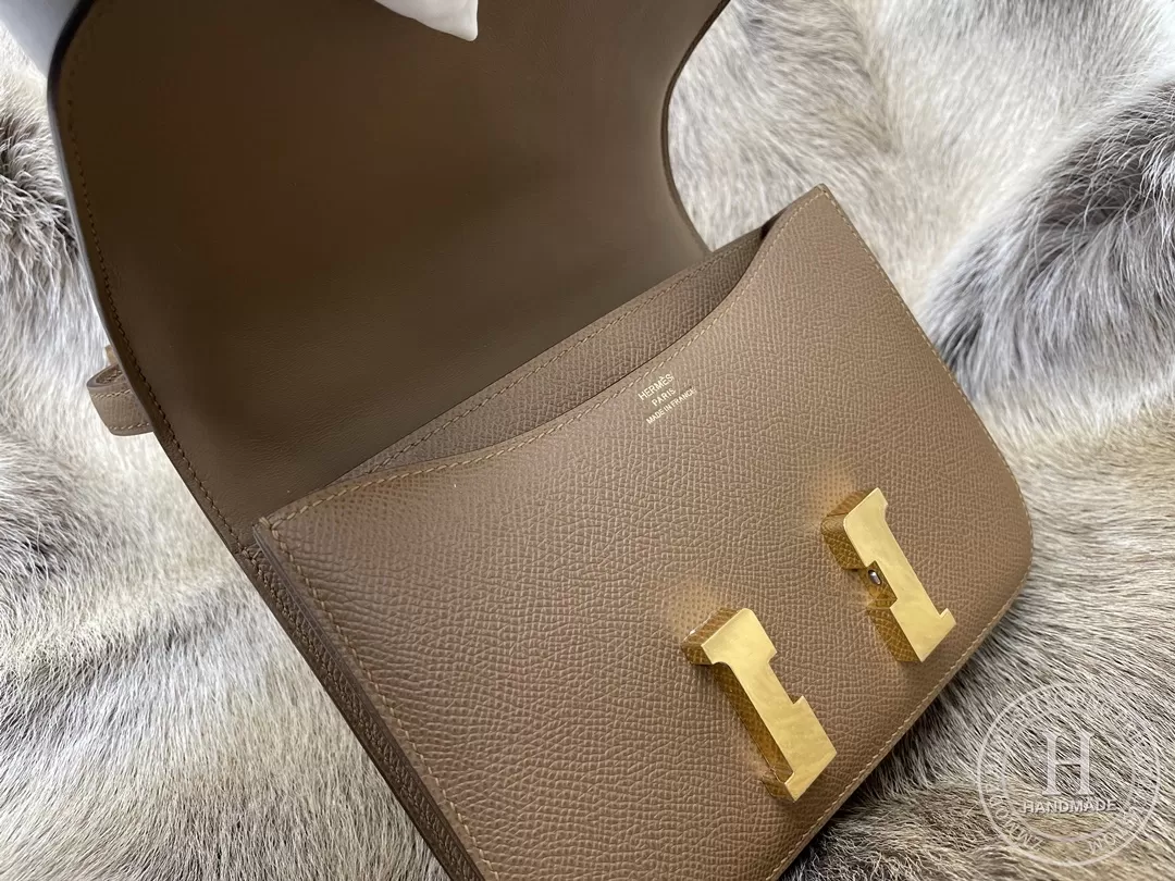 Constance 19  epsom 3G KLNZAN