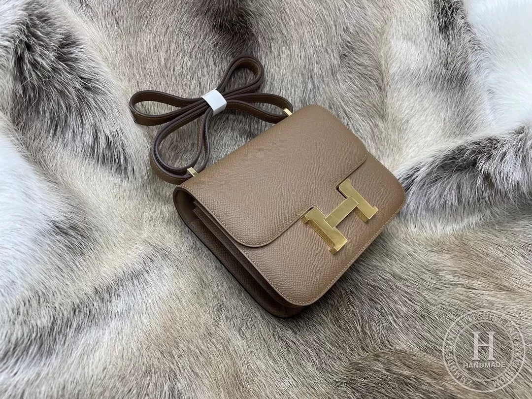 Constance 19  epsom 3G KLNZAN