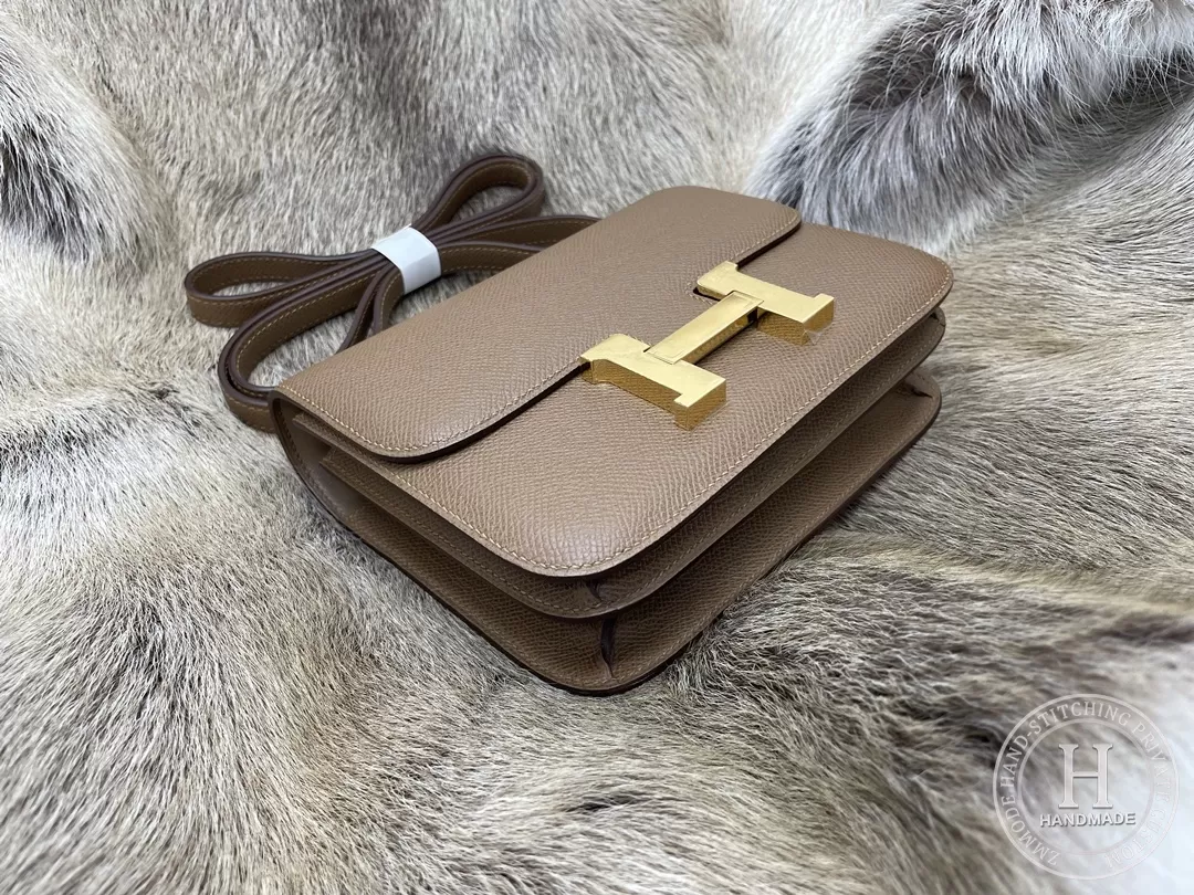 Constance 19  epsom 3G KLNZAN
