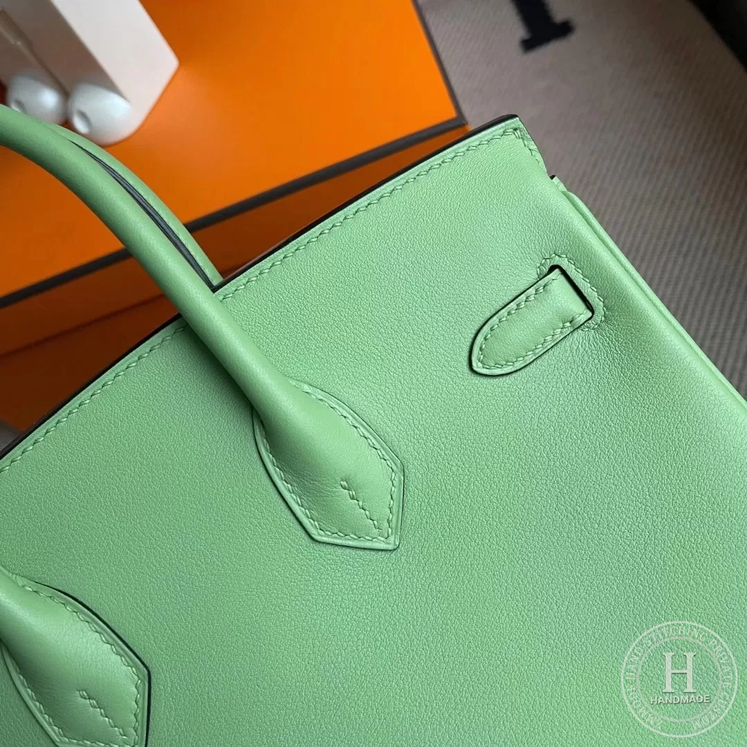 Hermes Birkin 25cm Swift 3I Vert Criquet Hermes Birkin 25cm Swift 3I Vert Criquet