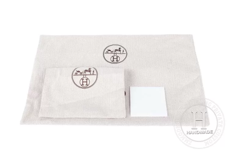 CK18 Etoupe PHW Hermes Jypsiere 28 taurillon Clemence CK18 Etoupe PHW Hermes Jypsiere 28 taurillon Clemence