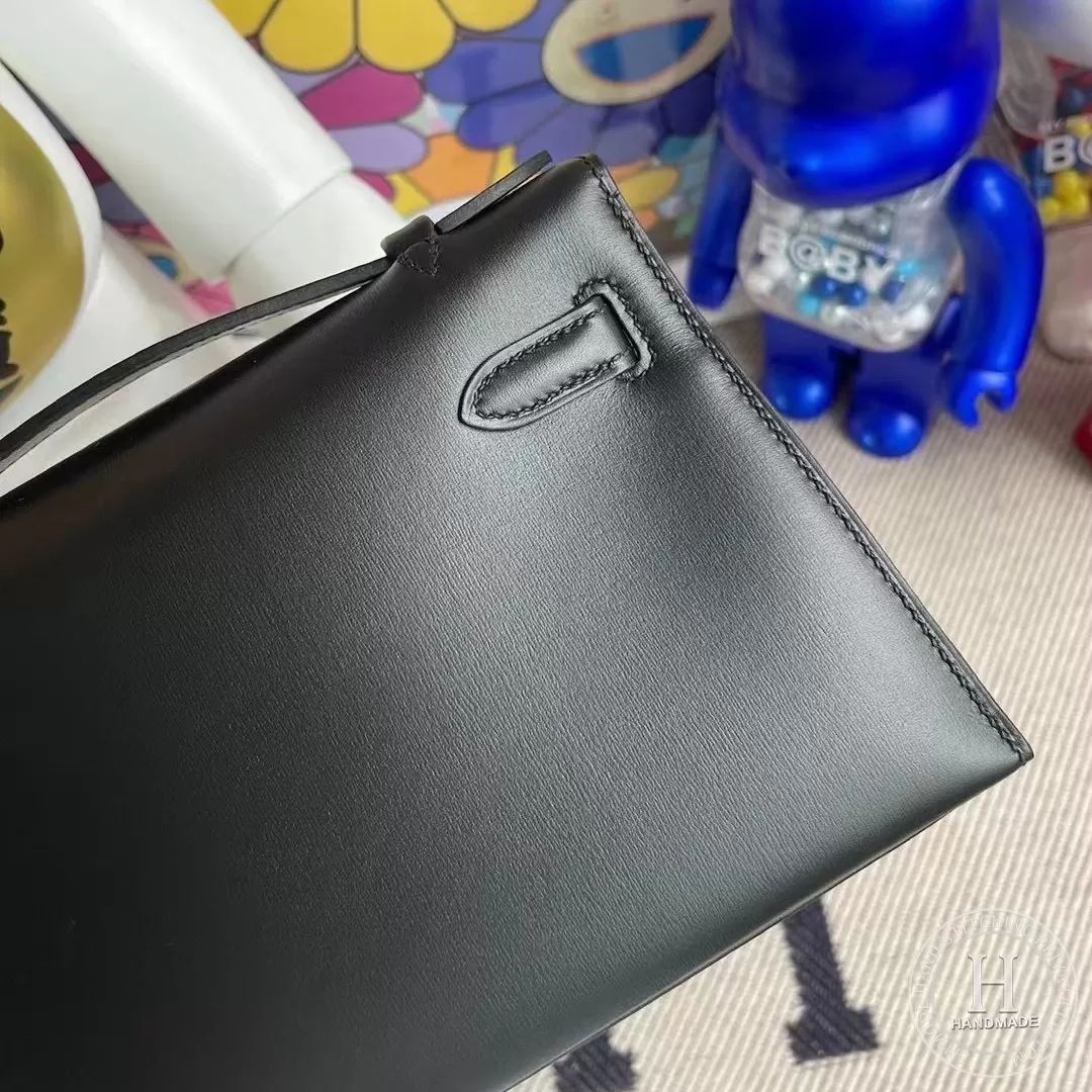 Hermes MiniKelly Pochette 22cm Box CK89 Noir GHW-9631