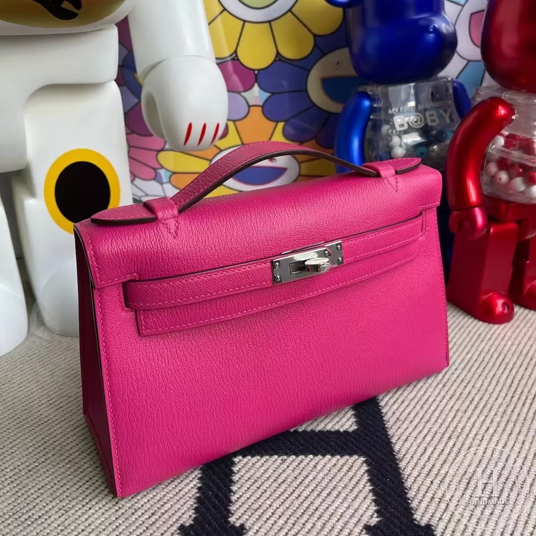 Hermes MiniKelly Pochette 22cm Mysore goatskin E5 Rose Tyrien Hermes MiniKelly Pochette 22cm Mysore goatskin E5 Rose Tyrien