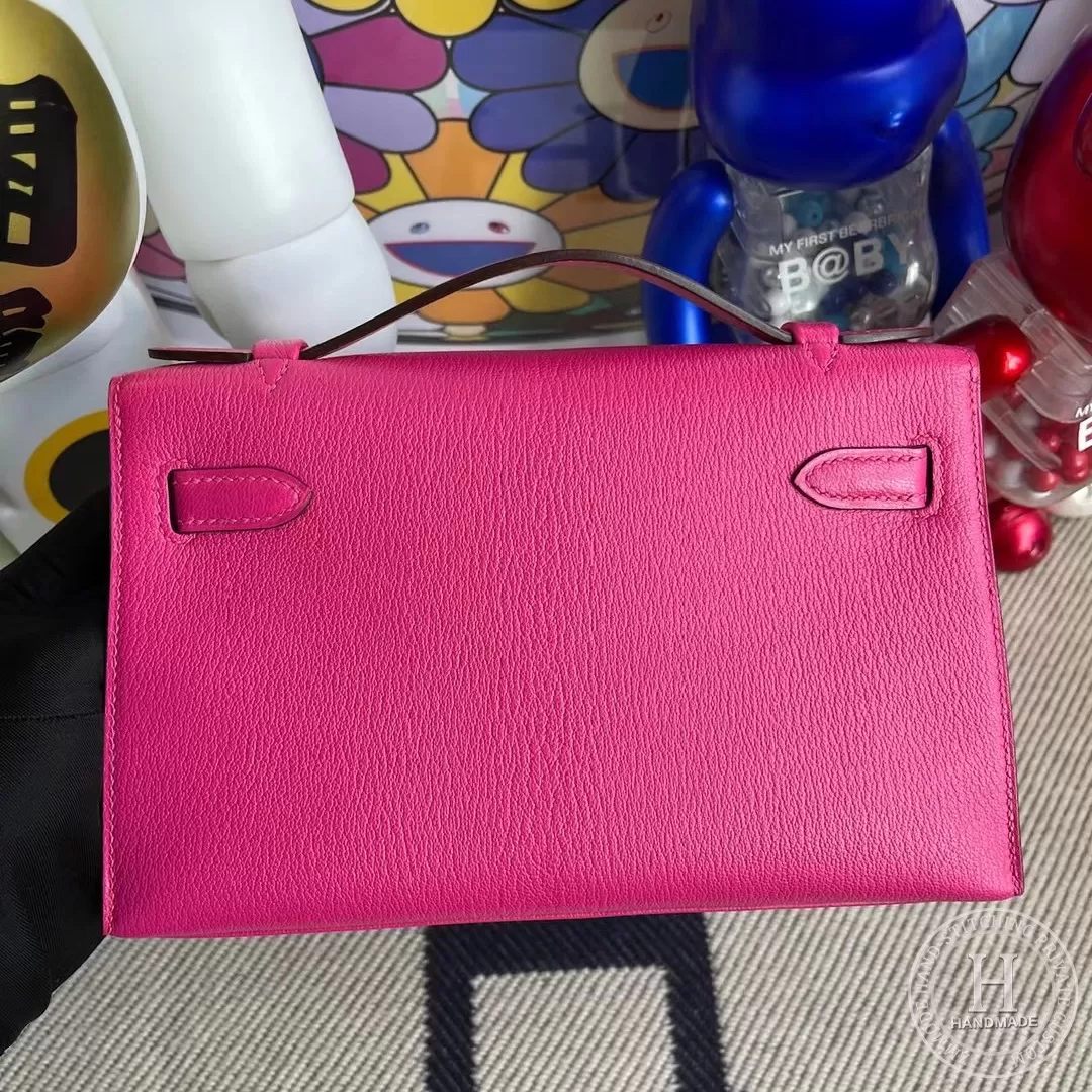 Hermes MiniKelly Pochette 22cm Mysore goatskin E5 Rose Tyrien Hermes MiniKelly Pochette 22cm Mysore goatskin E5 Rose Tyrien