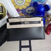 Hermes MiniKelly Pochette 22cm Box CK89 Noir GHW-9631