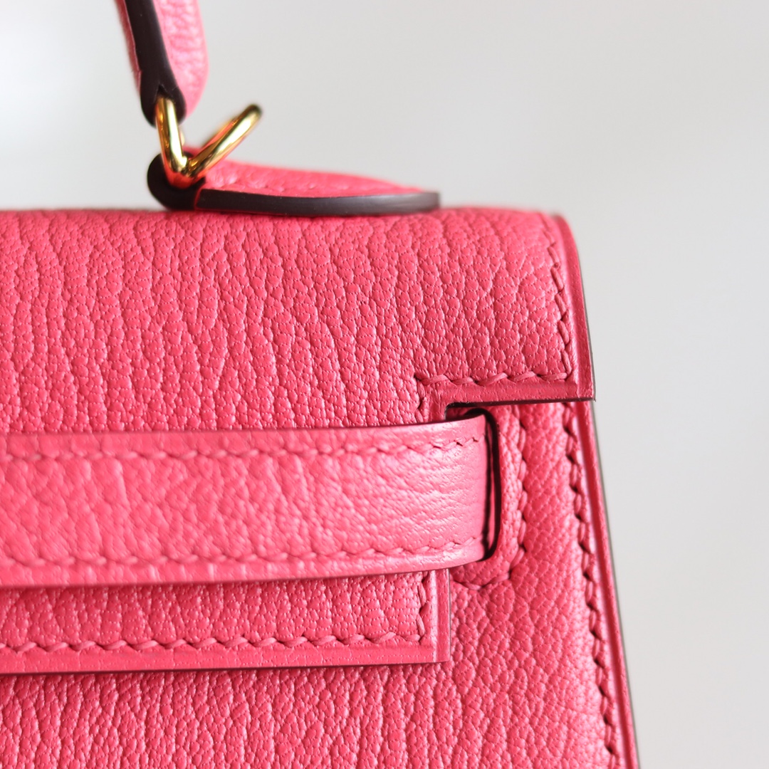Mini kelly Cherve U5 Rose Lipstick GOLD Mini kelly Cherve U5 Rose Lipstick GOLD