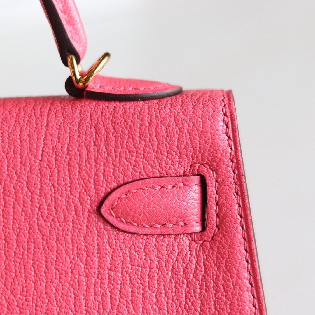 Mini kelly Cherve U5 Rose Lipstick GOLD Mini kelly Cherve U5 Rose Lipstick GOLD