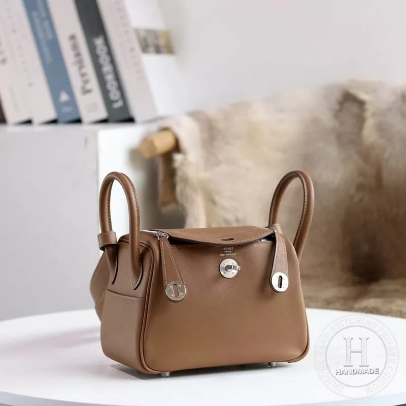 MINI LINDY 20CM  89 NIOR CLEMENCE  ( STOCK 5 PCS )-6145