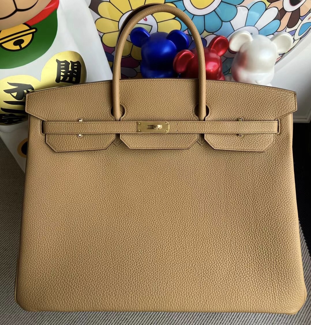 Hermes Kelly Handbag Biscuit Togo with Gold Hardware 28 Brown