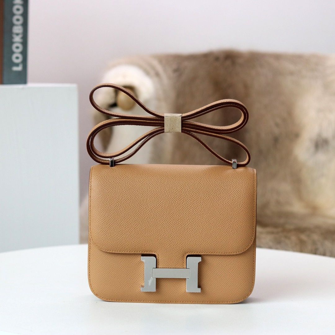 Constance 18cm Epsom 0m Chai  Phw