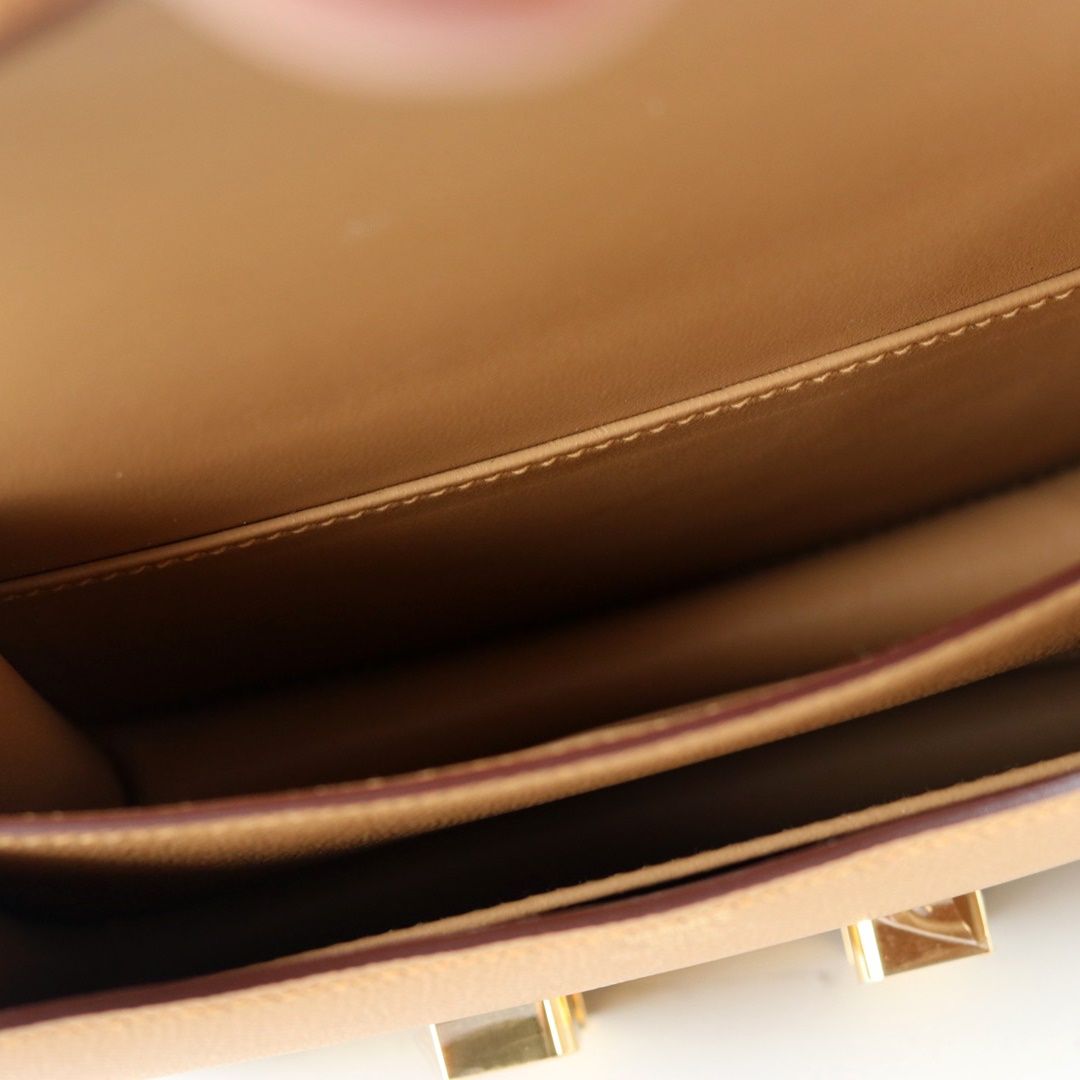 Hermes Constance 18cm Epsom 0M Chai GHW PHW