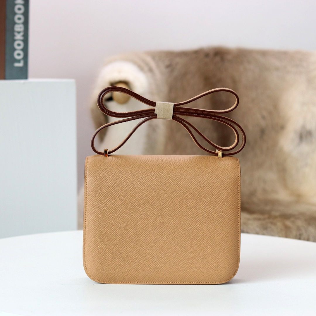 Hermes Constance 18cm Epsom 0M Chai GHW PHW