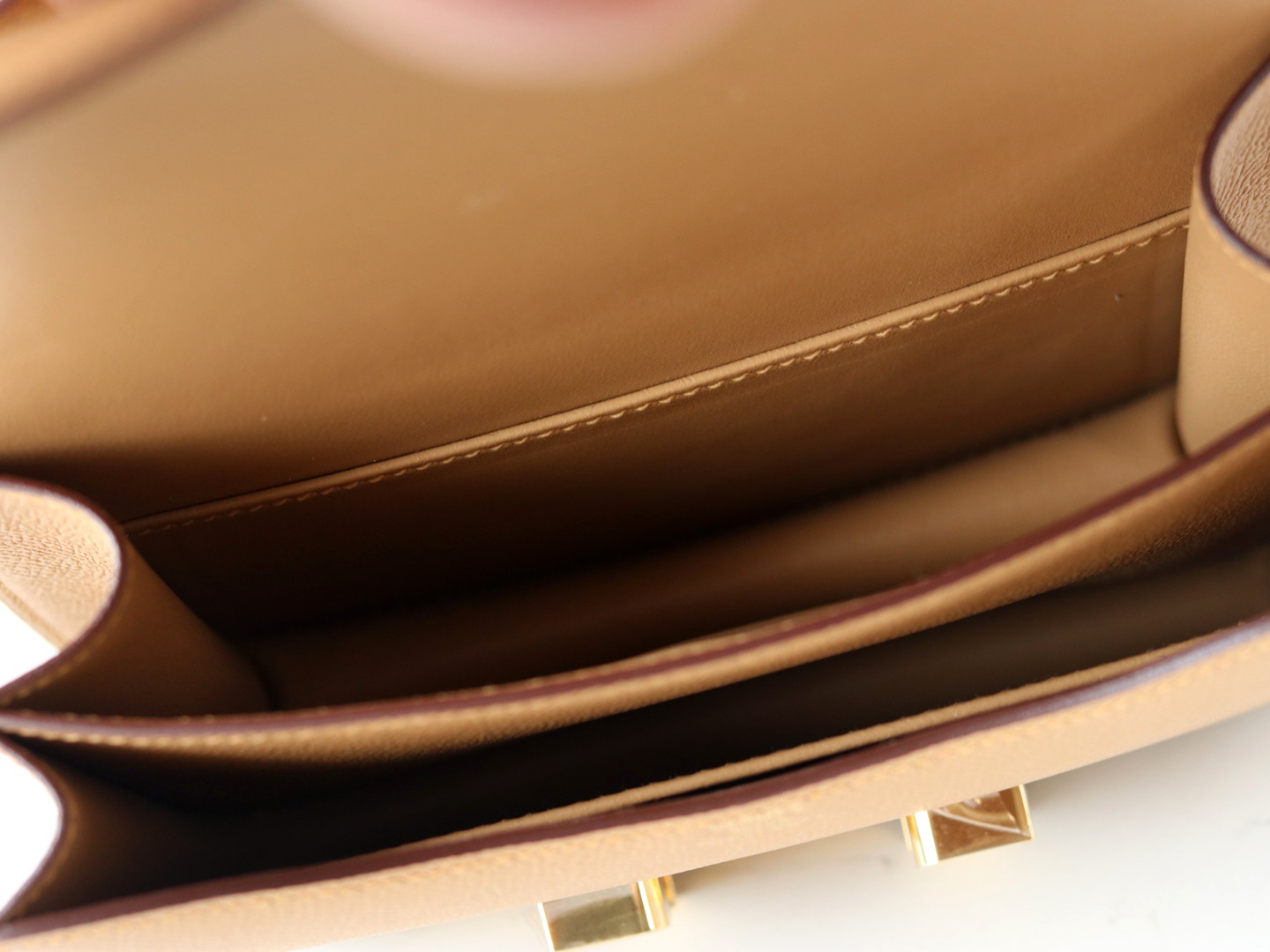 Hermes Constance 18cm Epsom 0M Chai GHW PHW