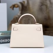 Minikelly20 C10 craie Epsom leather with PHW hardware