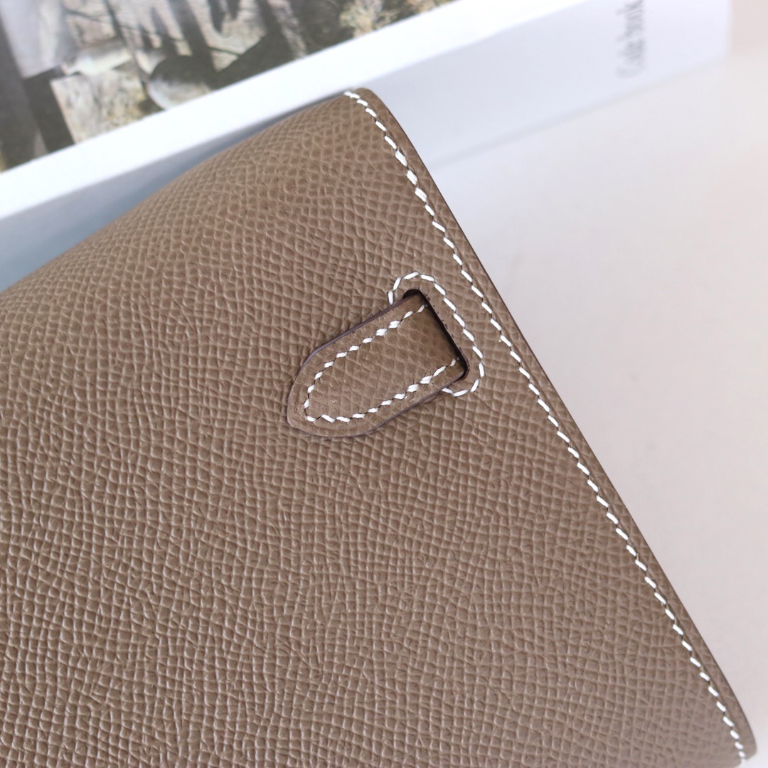 kelly wallet