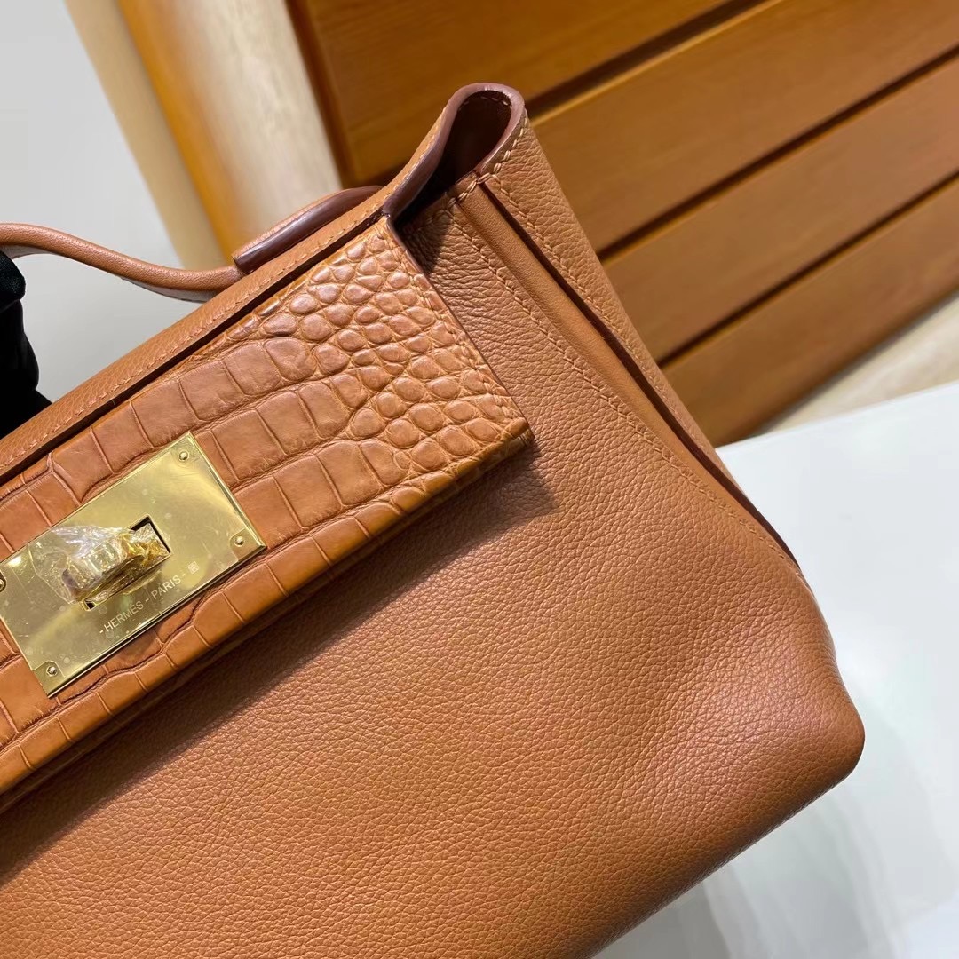 Hermes kelly 2424 Mini Touch Evercolor and Swift 37 Gold GHW