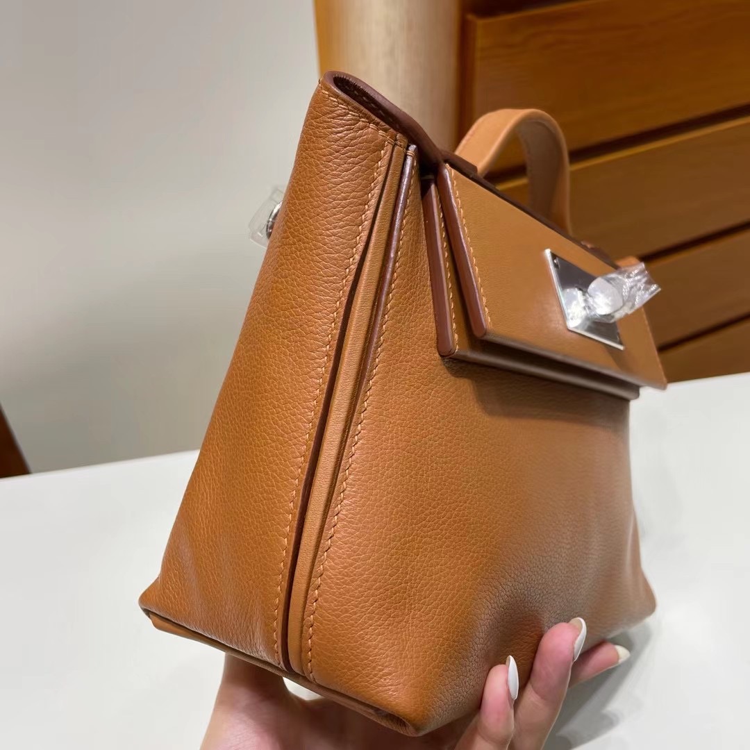 Hermes Mini 24/24 Evercolor Handbag in Brown