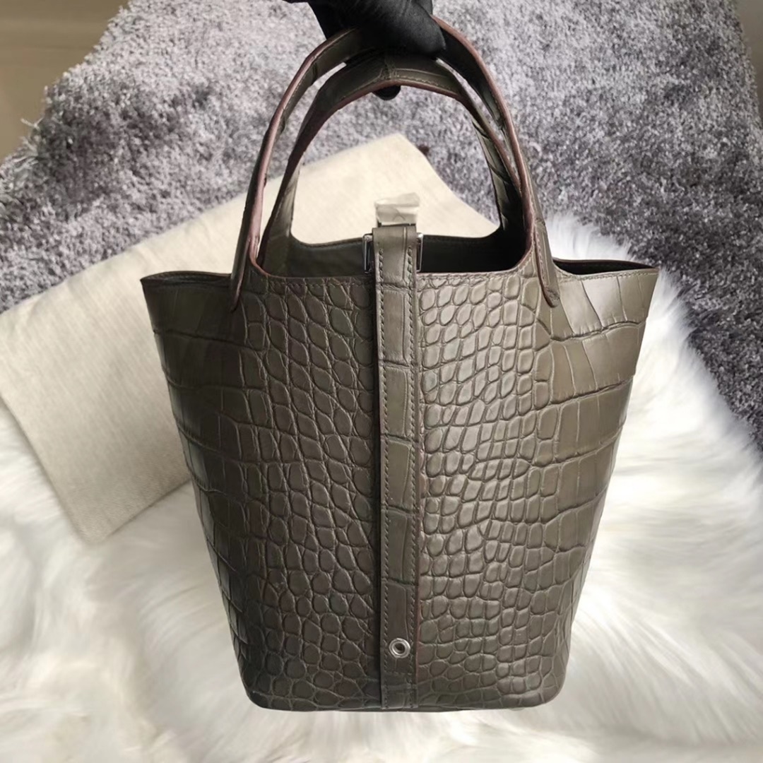Hermes Picotin Lock 18cm CK18 Etoupe Alligator Crocodile Hermes Picotin Lock 18cm CK18 Etoupe Alligator Crocodile