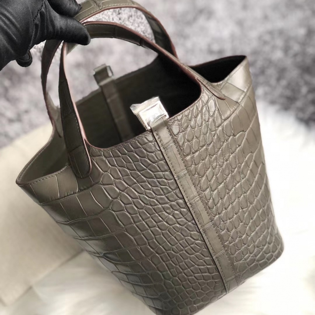 Hermes Picotin Lock 18cm CK18 Etoupe Alligator Crocodile Hermes Picotin Lock 18cm CK18 Etoupe Alligator Crocodile