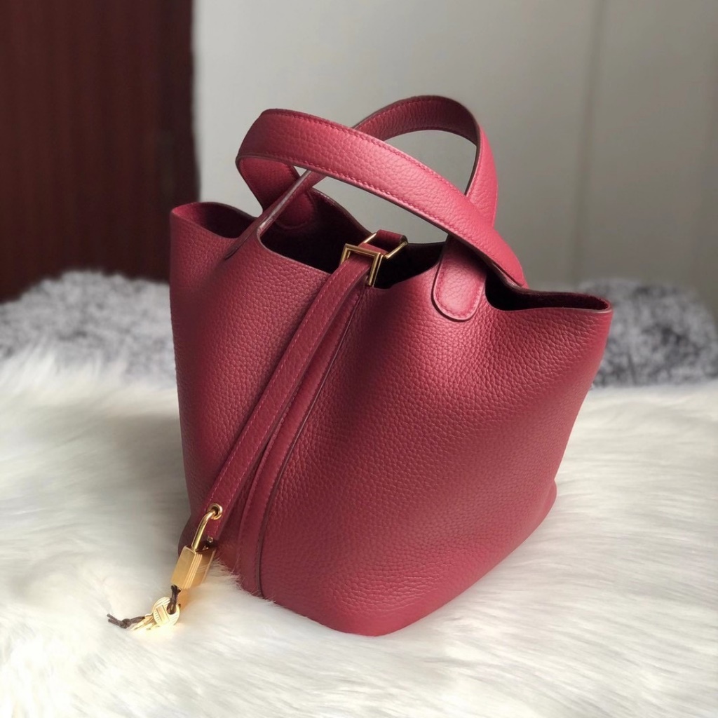 Hermes Picotin Lock 18 CCK1 Rouge Grenat Clemence Hermes Picotin Lock 18 CCK1 Rouge Grenat Clemence
