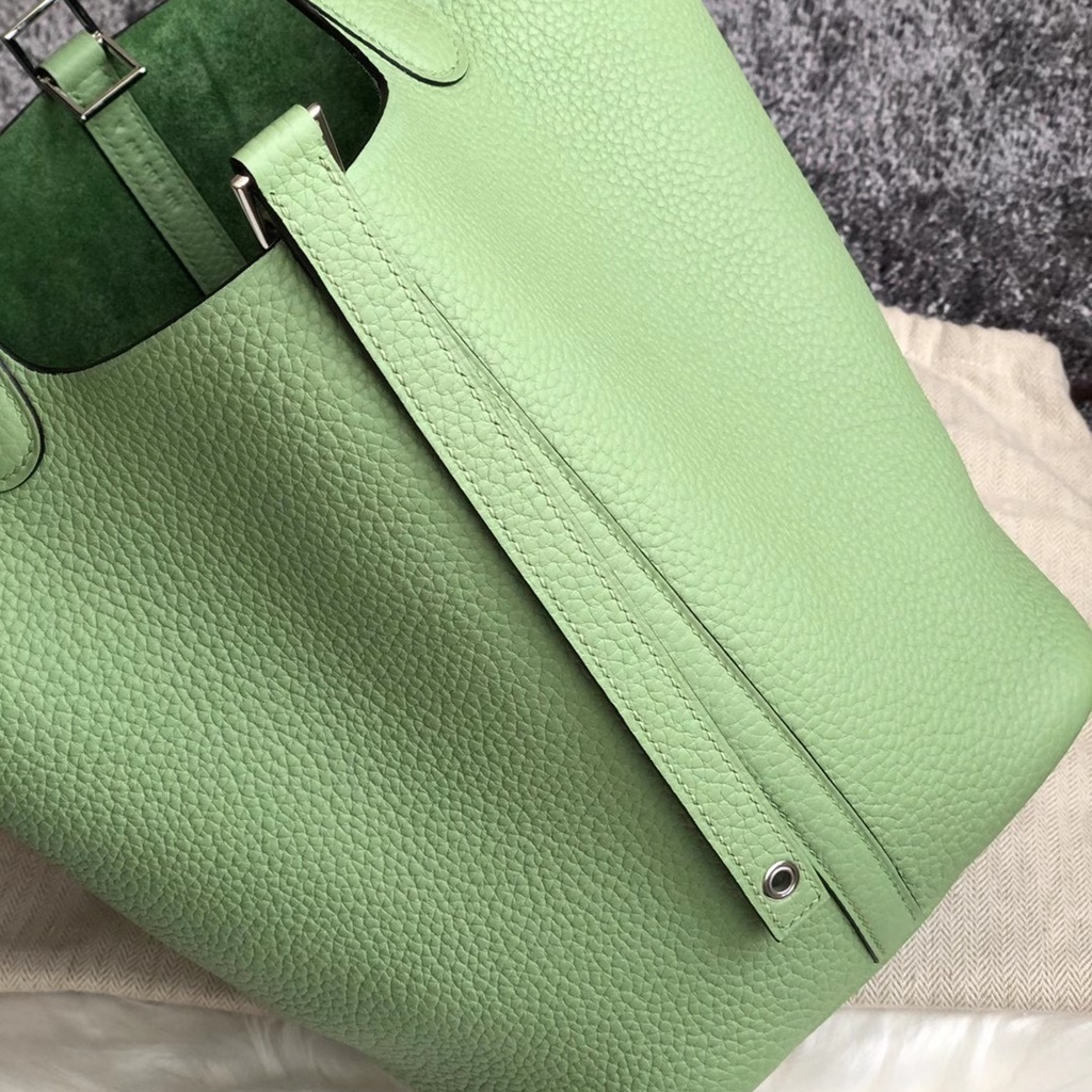 Hermes Picotin Lock 22 3I Vert Criquet Hermes Picotin Lock 22 3I Vert Criquet