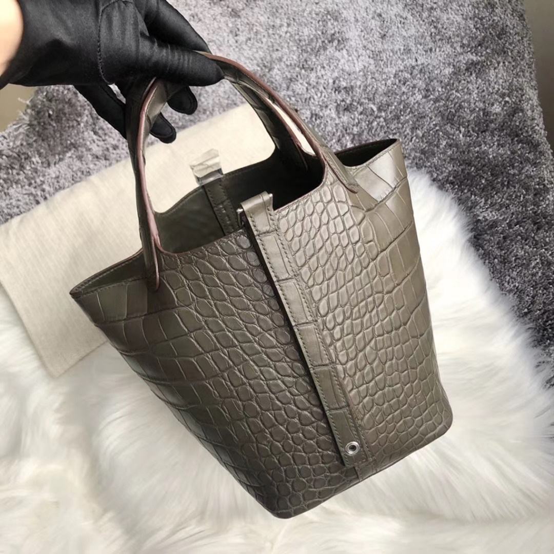 Hermes Picotin Lock 18cm CK18 Etoupe Alligator Crocodile Hermes Picotin Lock 18cm CK18 Etoupe Alligator Crocodile