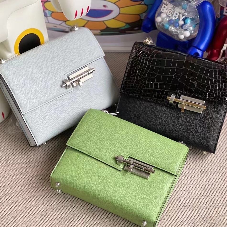 Hermes Verrou Mini 17 Chevre Mysore T0 Blue Brume Hermes Verrou Mini 17 Chevre Mysore T0 Blue Brume