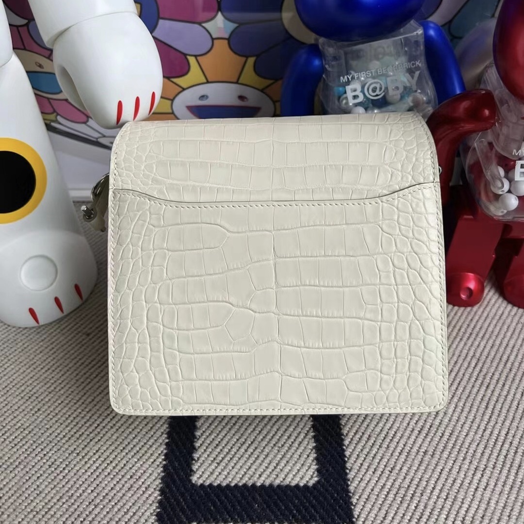 Hermes Roulis Mini 18cm 8L Beton Matte Alligator Crocodile PHW Hermes Roulis Mini 18cm 8L Beton Matte Alligator Crocodile PHW