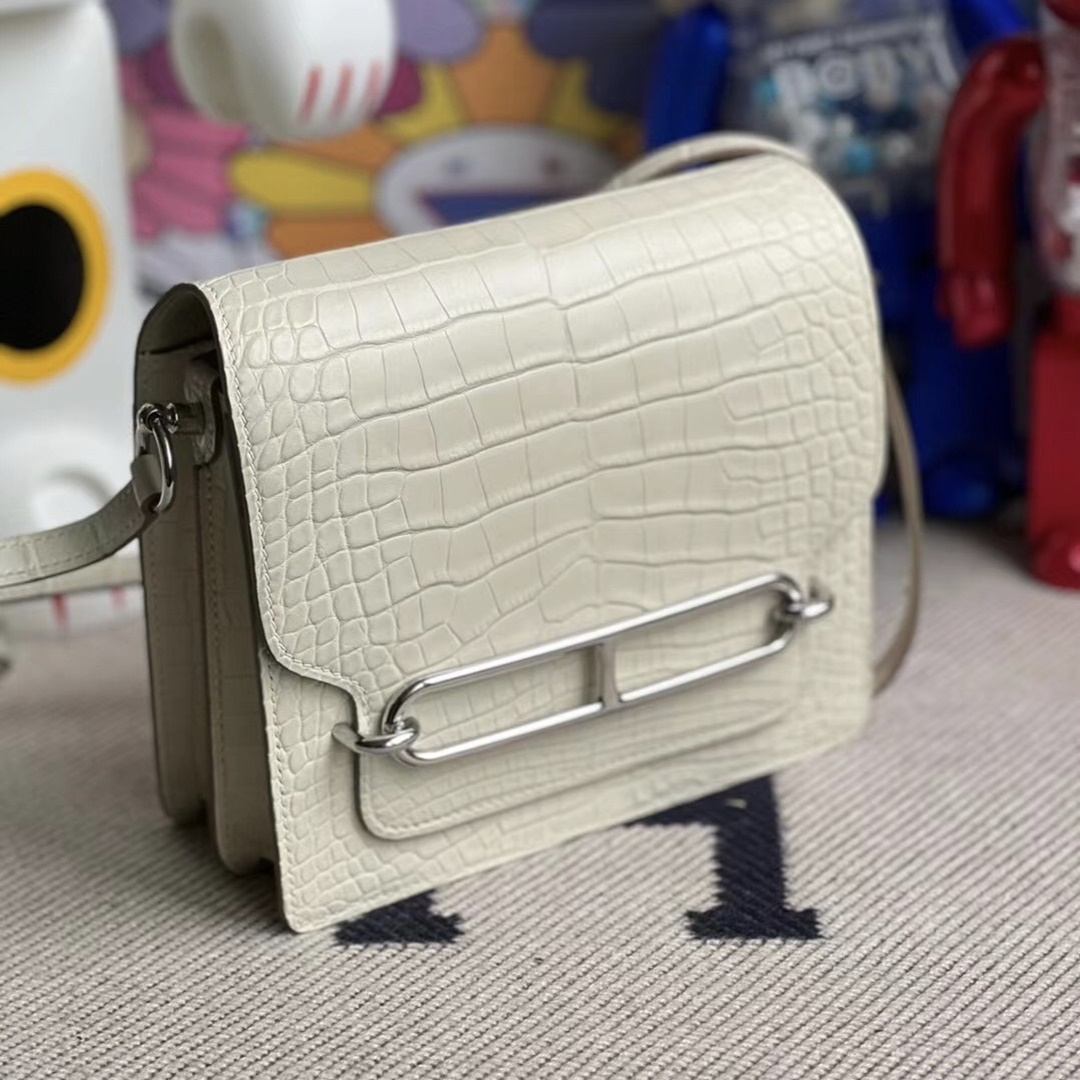 Hermes Roulis Mini 18cm 8L Beton Matte Alligator Crocodile PHW Hermes Roulis Mini 18cm 8L Beton Matte Alligator Crocodile PHW