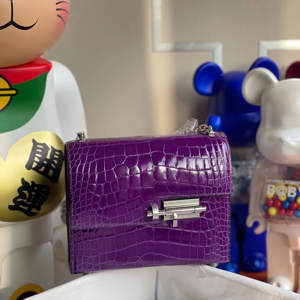 Hermes Verrou 17.5cm Shiny Alligator Crocodile 5L ultraviolet Hermes Verrou 17.5cm Shiny Alligator Crocodile 5L ultraviolet