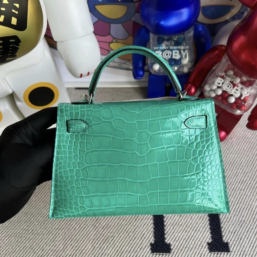 Hermès Kelly Mini II 19cm O6 Vert Jade Hermès Kelly Mini II 19cm O6 Vert Jade