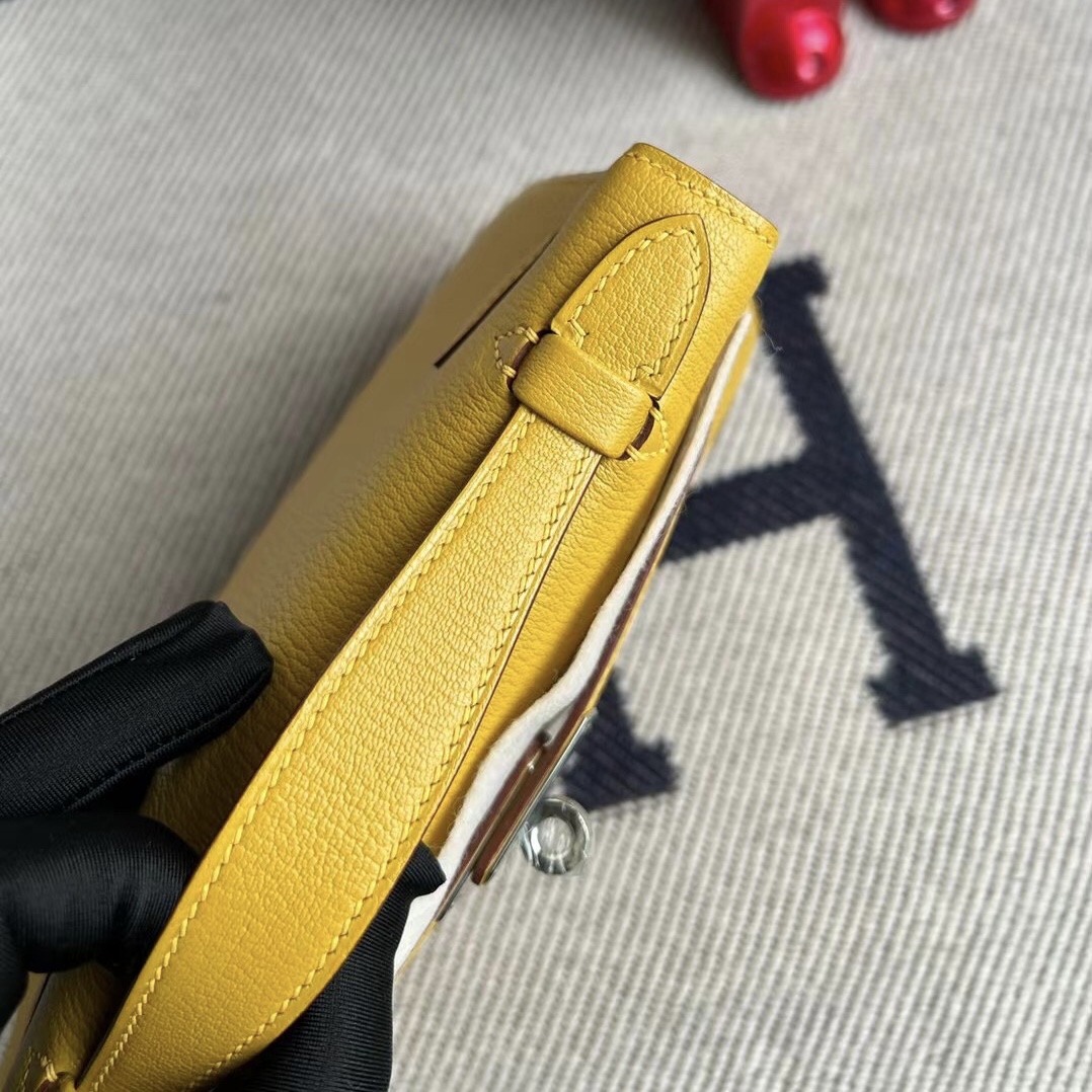 Hermes MiniKelly Pochette Chevre 9D Amber