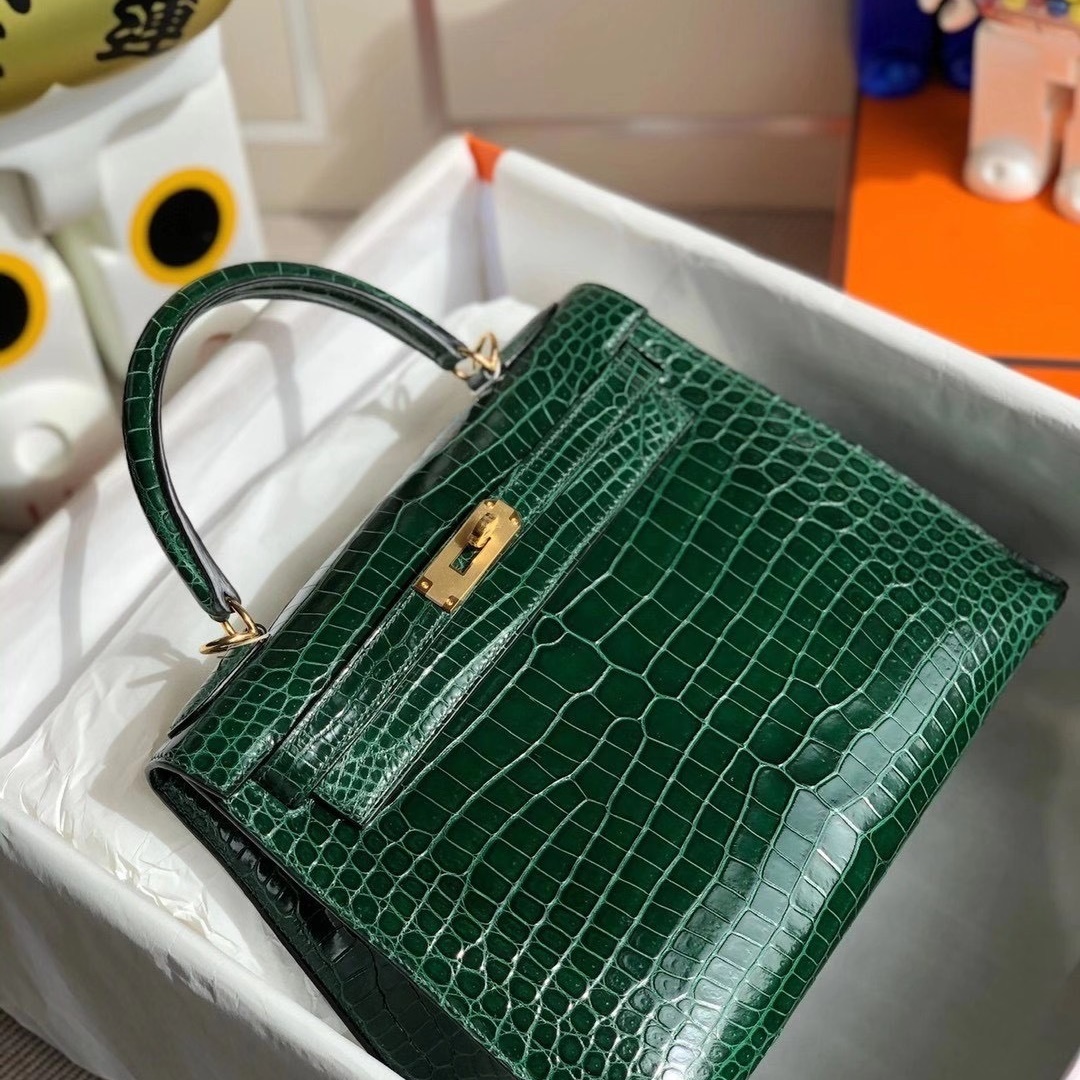 Hermes Kelly 28cm 67 Vert Fonce Shiny Porosus Crocodile Hermes Kelly 28cm 67 Vert Fonce Shiny Porosus Crocodile