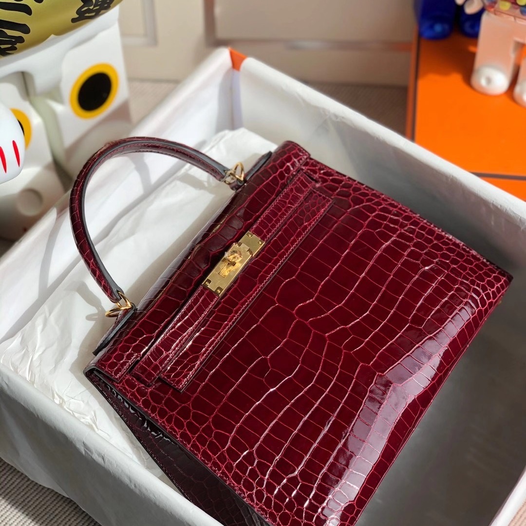 Hermes Kelly 28cm CCF5 Bourgogne Shiny Porosus Crocodile ^ Hermes Kelly 28cm CCF5 Bourgogne Shiny Porosus Crocodile ^