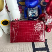 Hermes MiniKelly Pochette 22cm  Shiny Alligator Crocodile 55 Rouge H  GHW