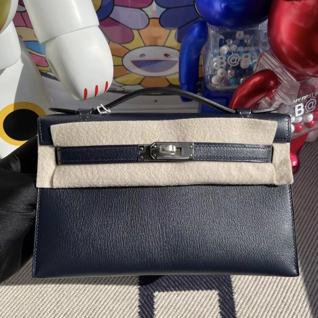 Handmade Hermes Mini Kelly 22 Pochette Bag in z6 Malachite Epsom
