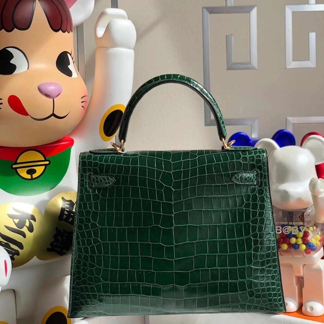 Hermes Kelly 28cm 67 Vert Fonce Shiny Porosus Crocodile Hermes Kelly 28cm 67 Vert Fonce Shiny Porosus Crocodile