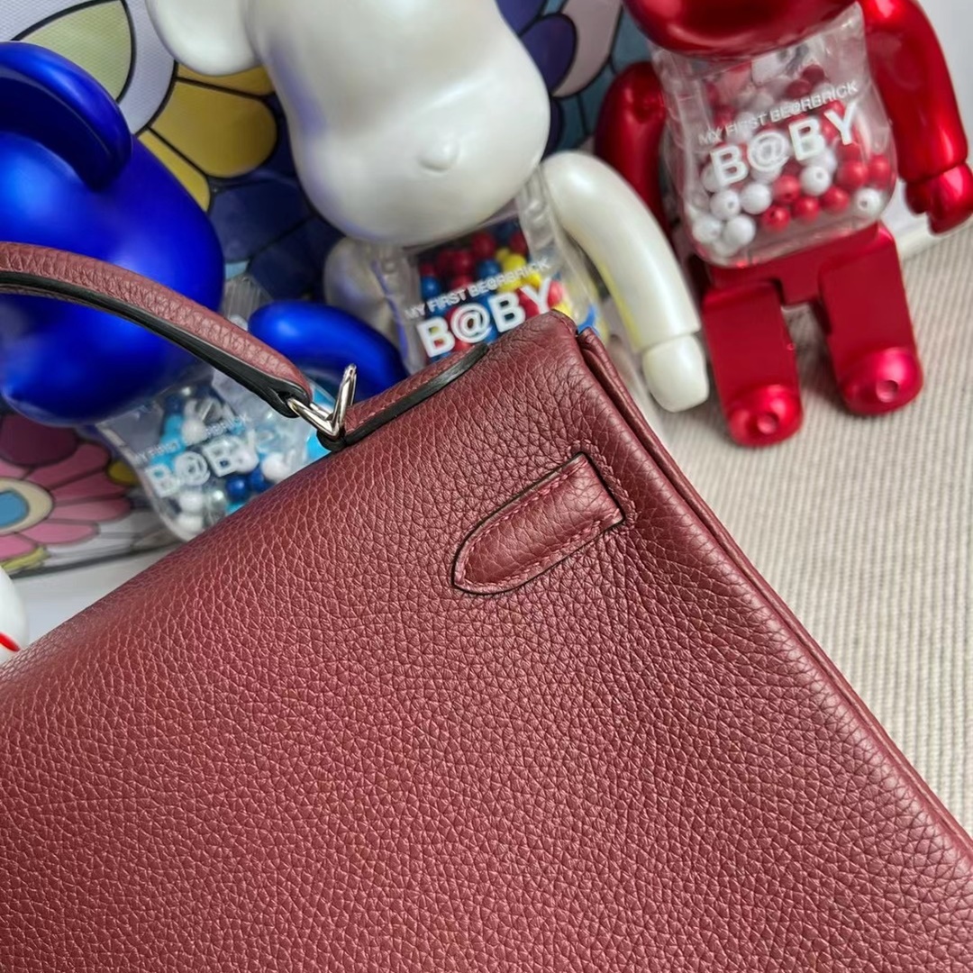 Hermès Kelly 32 Togo 55 Rouge H PHW All hand sewing Hermès Kelly 32 Togo 55 Rouge H PHW All hand sewing