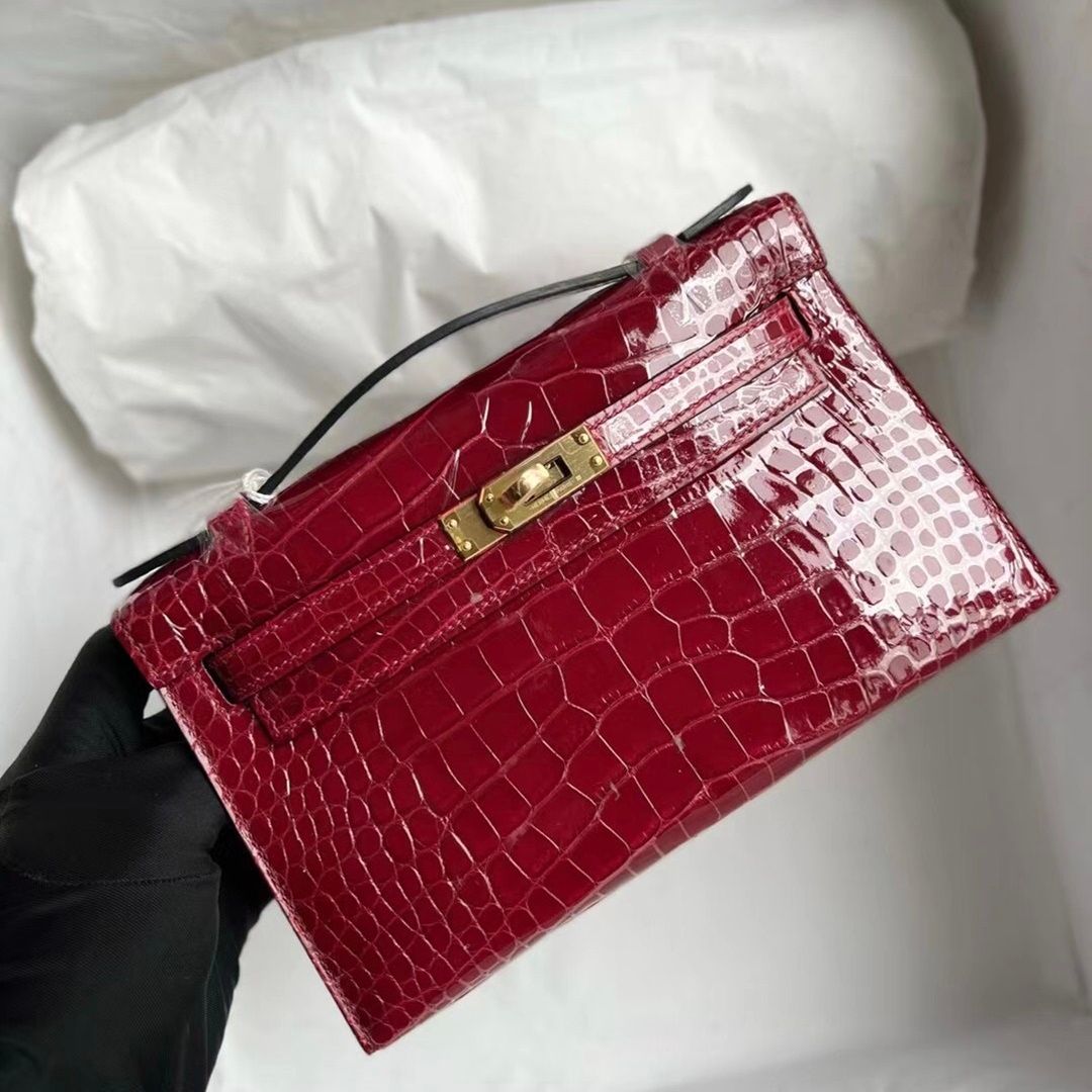 Hermes MiniKelly Pochette 22cm  Shiny Alligator Crocodile 55 Rouge H  GHW