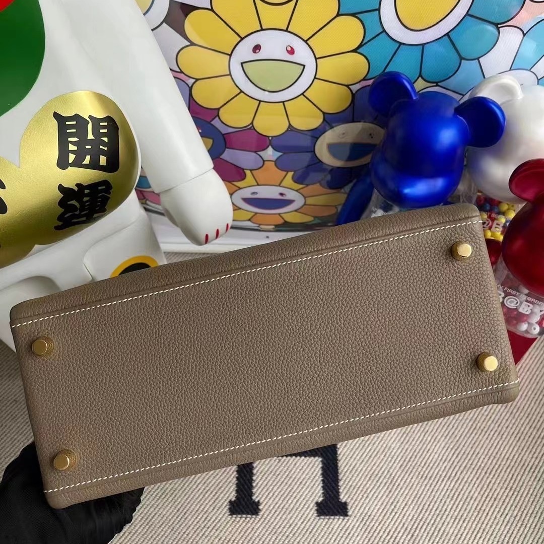 Hermes Kelly 28cm CK18 Etoupe Togo Hermes Kelly 28cm CK18 Etoupe Togo